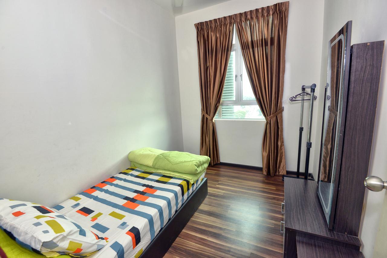 Hits Homestay Bayan Lepas Bagian luar foto