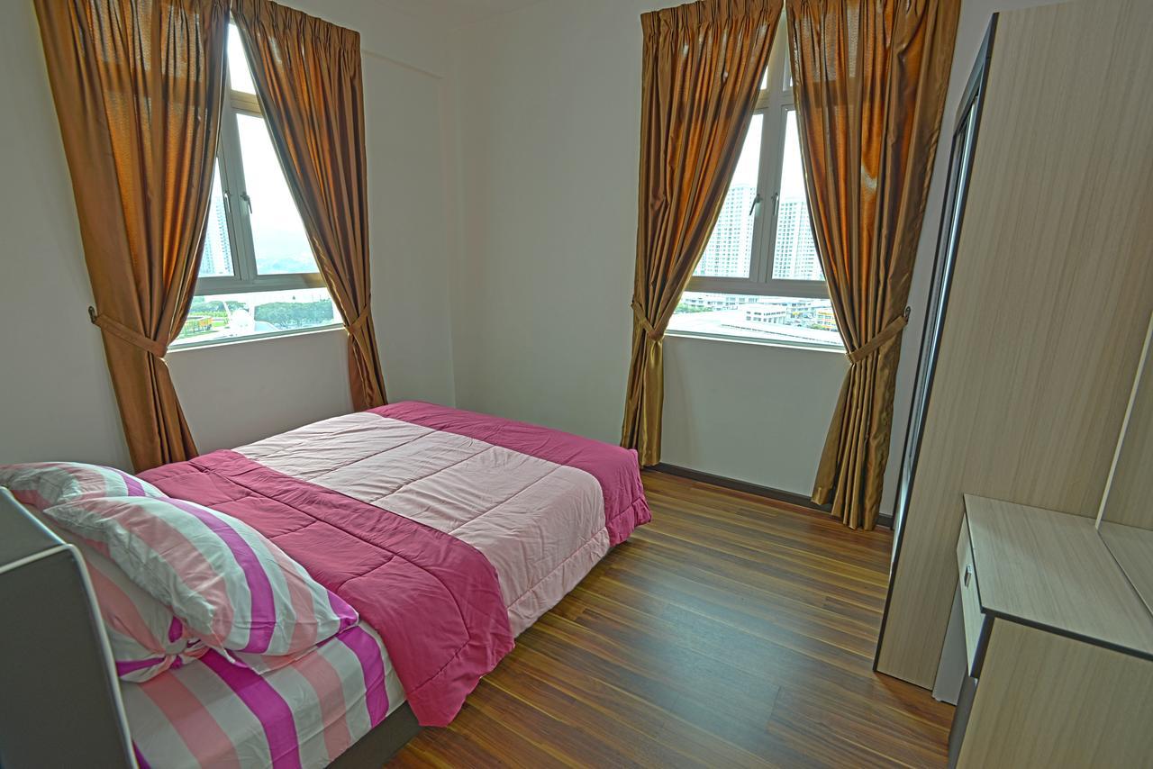Hits Homestay Bayan Lepas Bagian luar foto