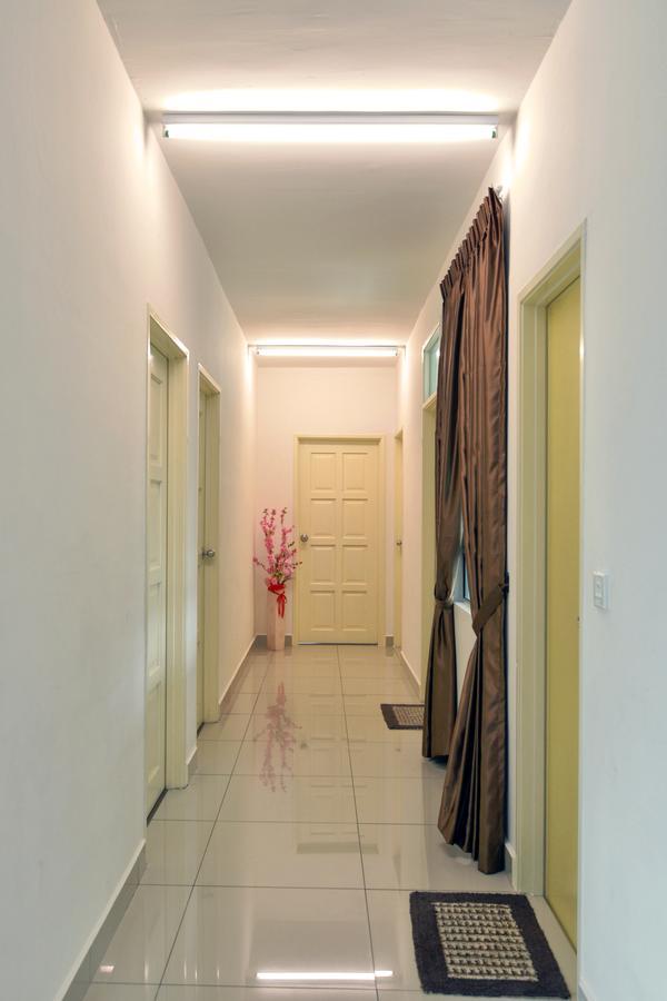 Hits Homestay Bayan Lepas Bagian luar foto