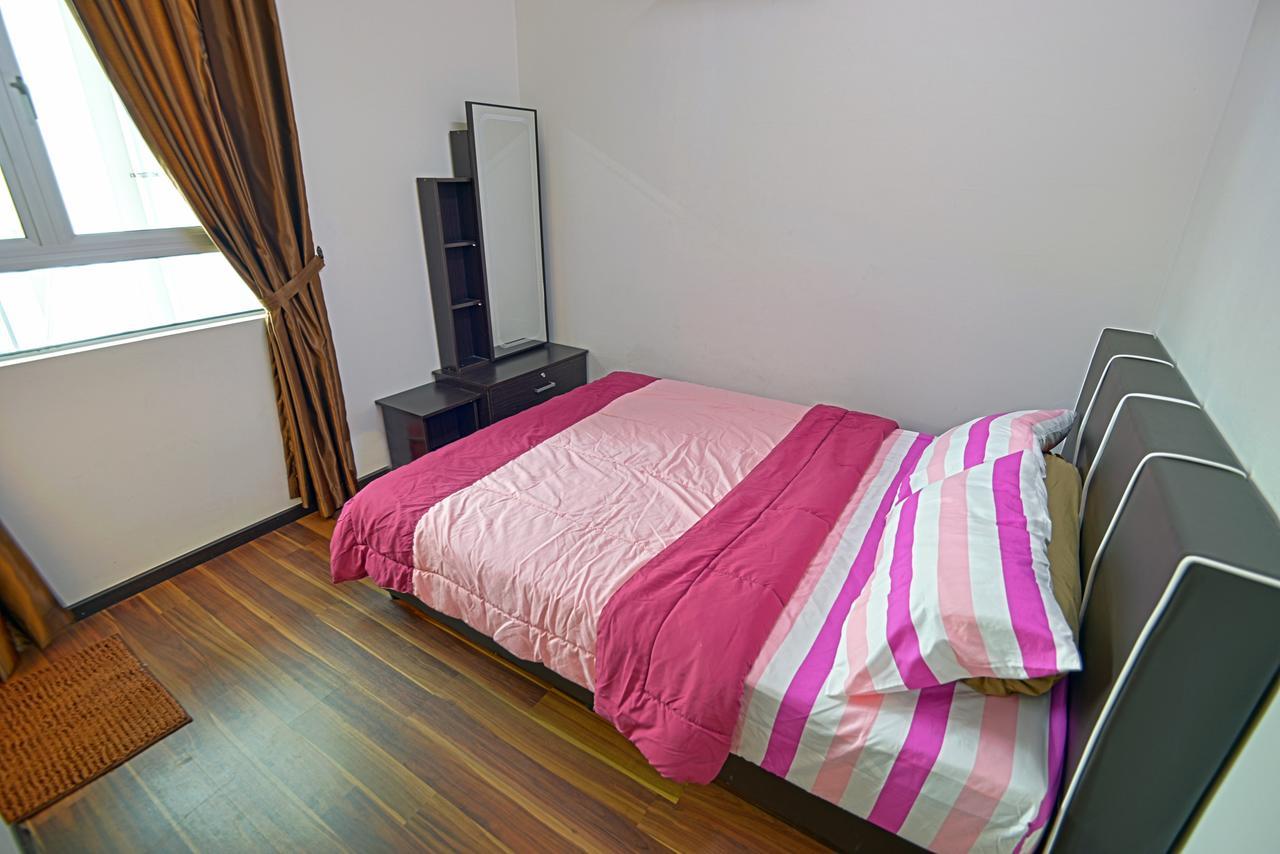 Hits Homestay Bayan Lepas Bagian luar foto