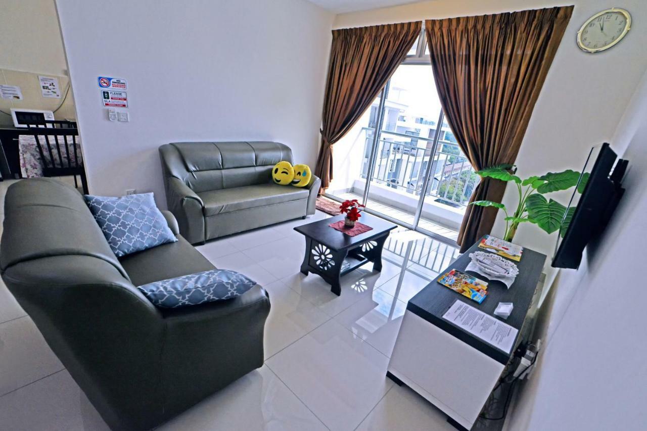 Hits Homestay Bayan Lepas Bagian luar foto